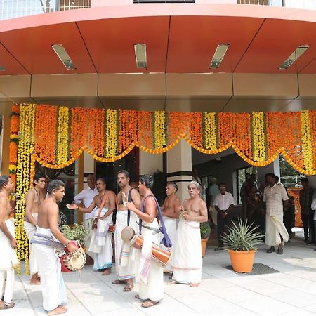 Hôtel Devanganam Residency à Guruvāyūr Extérieur photo